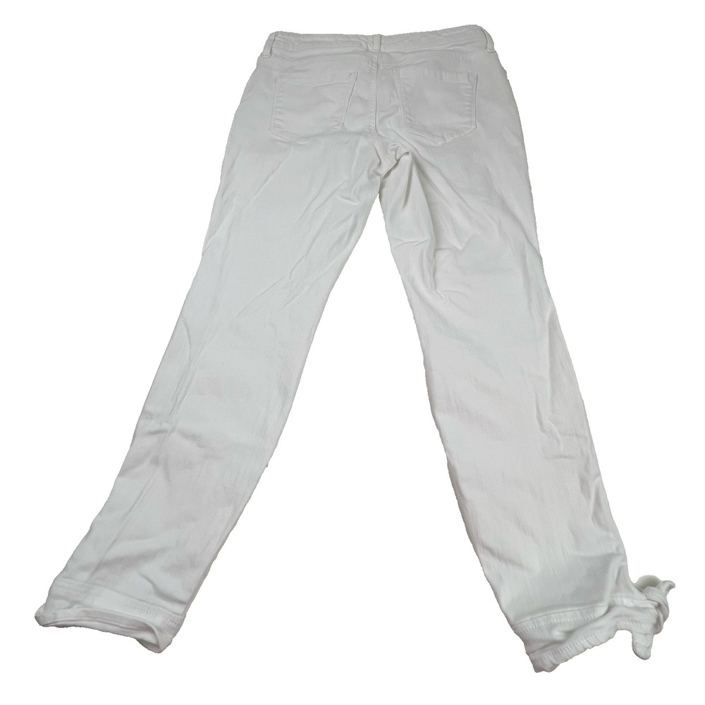 Crown & Ivy Women's White Capri  Cropped Capri Pants Size 6 Tied at  Hem